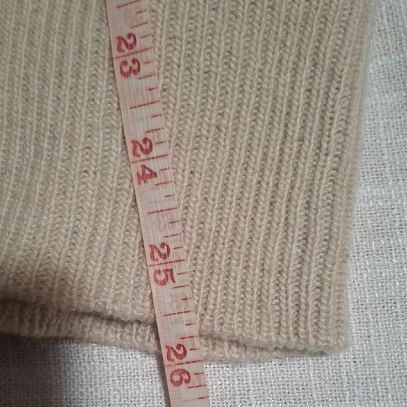 Elan Women's Beige V-Neck Cable Knit Sweater Size L - Picture 9 of 12